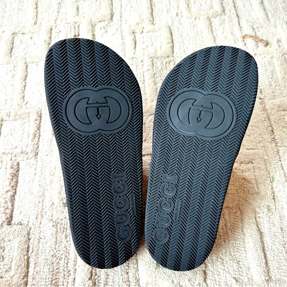 NIB Authentic Gucci Rubber Web Cross Front Slide Sandals Slippers Men 6 Women 8 - Picture 6 of 7